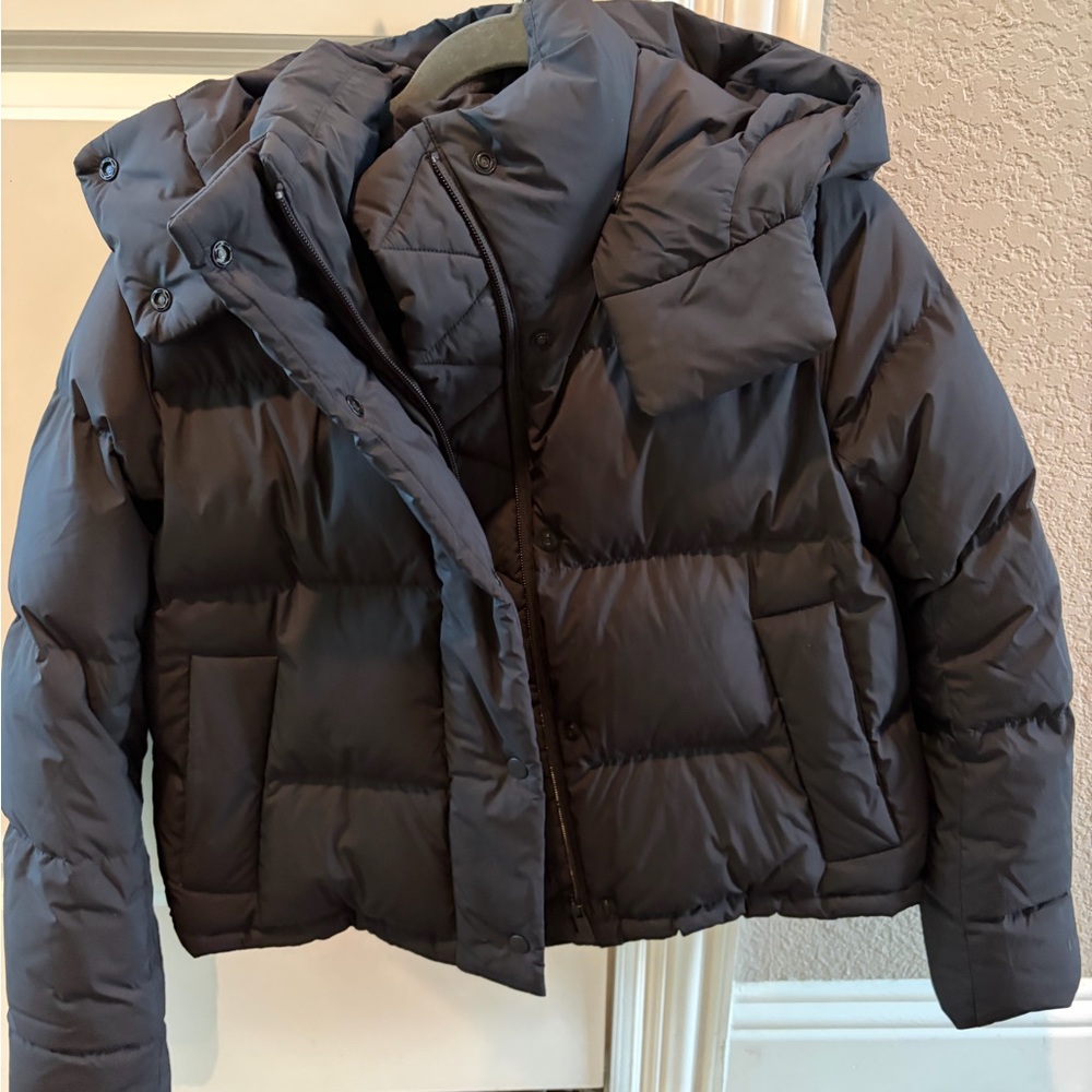 Lululemon Black Puffer Jacket size 2